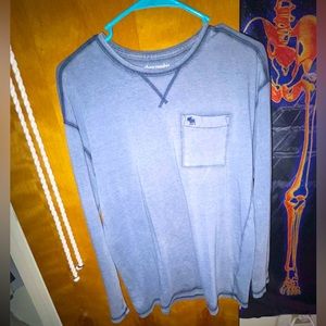 Men’s size small long sleeve bundle (3)